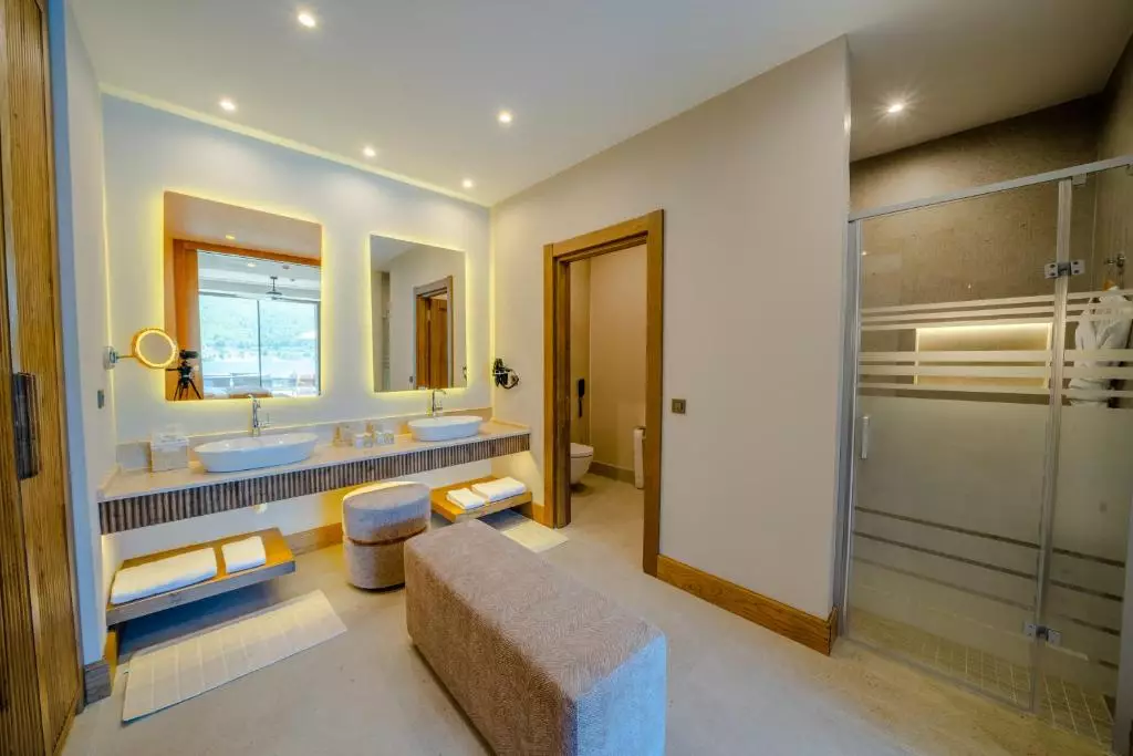 سرویس بهداشتی LA BLANCH ISLAND SEA VIEW